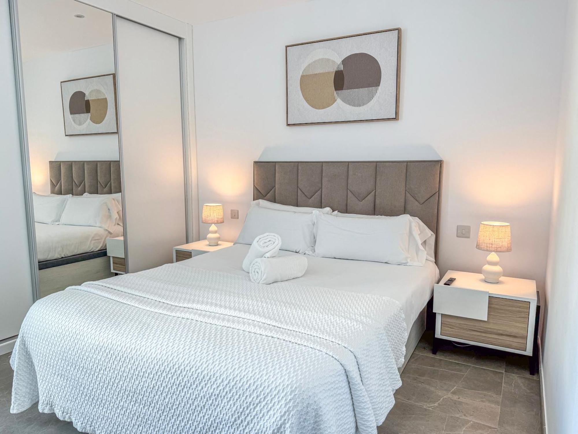 E1 Suites & Spa Aparthotel Style - Gym & Spa Gibraltar Eksteriør billede
