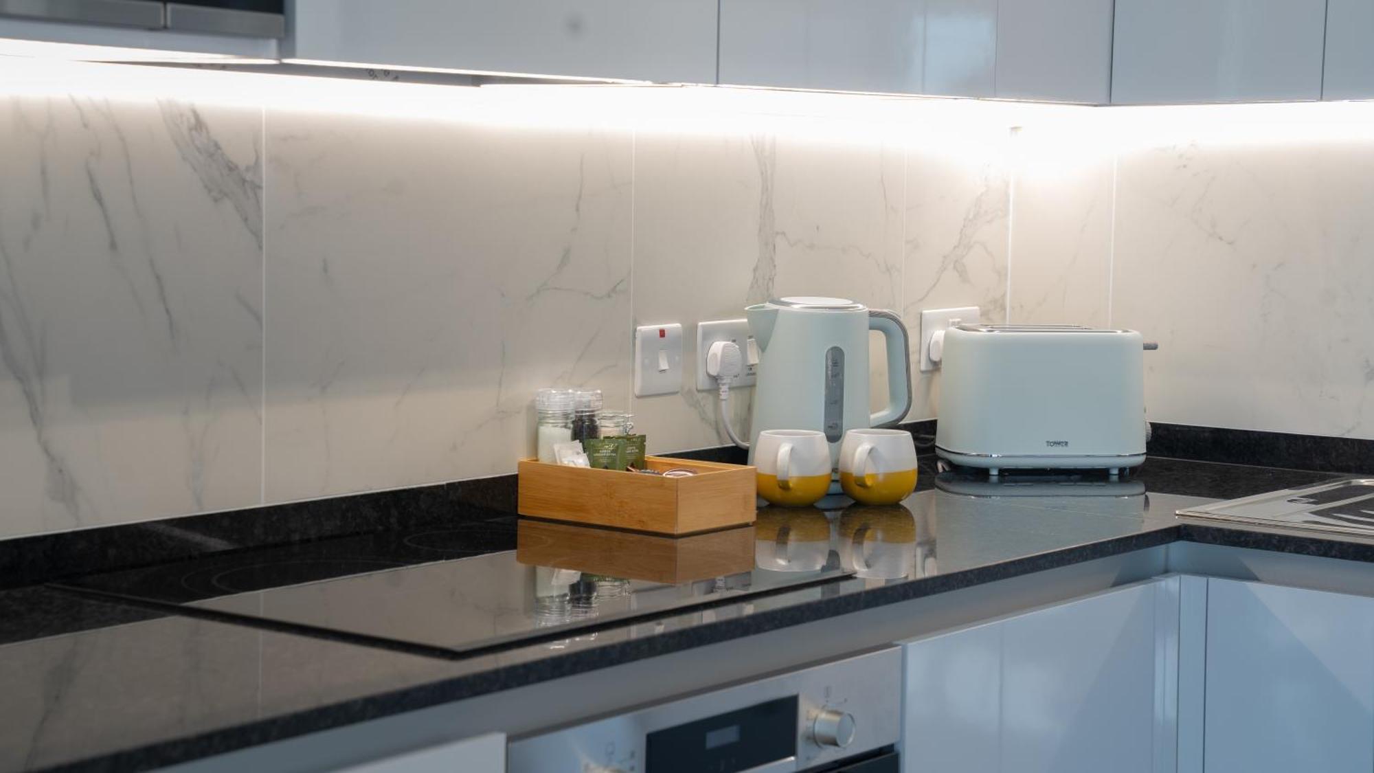 E1 Suites & Spa Aparthotel Style - Gym & Spa Gibraltar Eksteriør billede